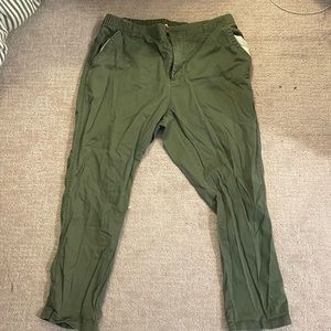 Old Navy green elastic waist pants